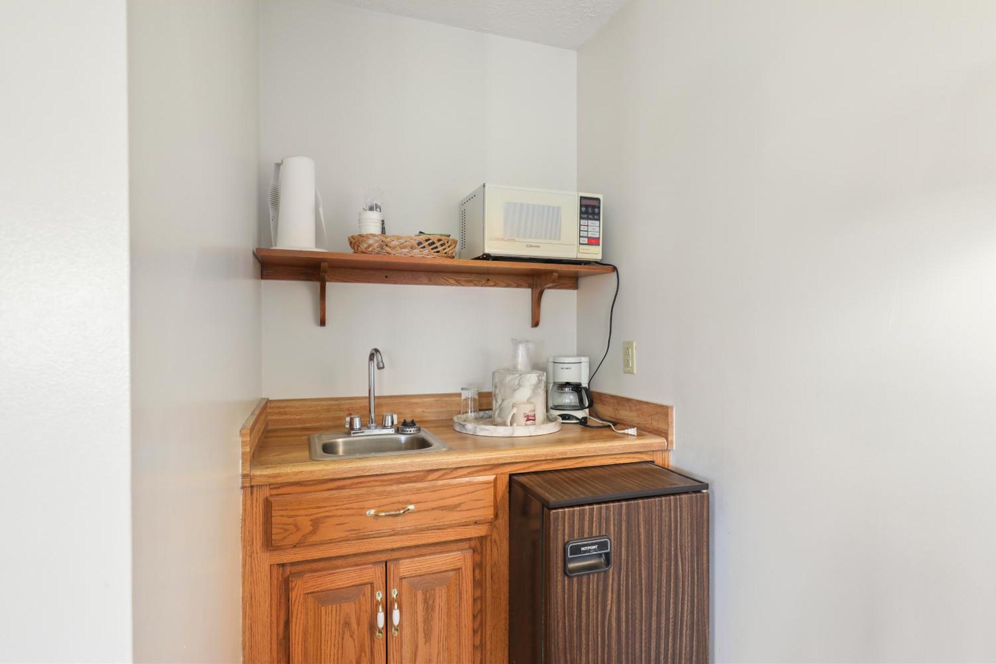 Four Seasons Country Inn Glasgow Εξωτερικό φωτογραφία